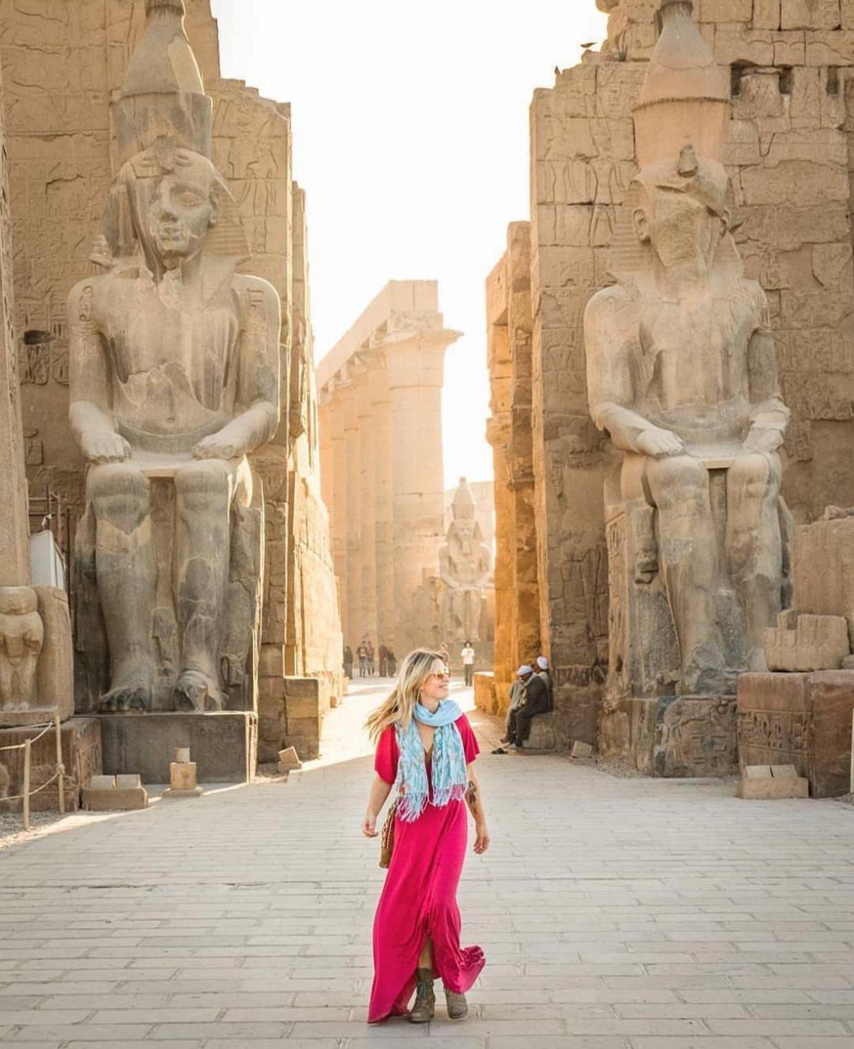 Momen Pyramids Inn Kafret el-Gabal Kültér fotó